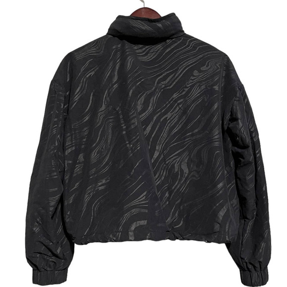 Fabletics Women’s Stace Woven Cropped Jacket / Black And Yellow - Picture 5 of 15